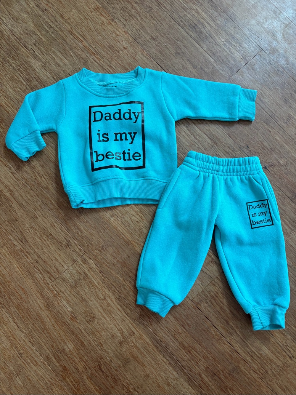 Kids Aqua 'Daddy is my bestie' Sweatshirt & Jogger Set, 0-3 months